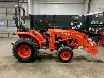 Main image Kubota L2502HST